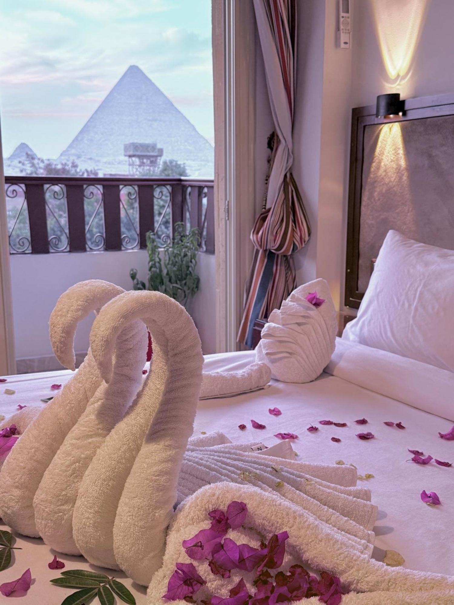 Flower Pyramids Inn Kafret el-Gabal Exteriér fotografie